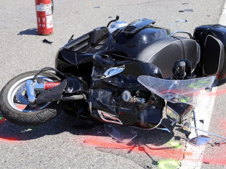 Tragedia a Napoli: Alberto Zazzaro, vittima del suo amore per le moto, lascia tutti senza parole