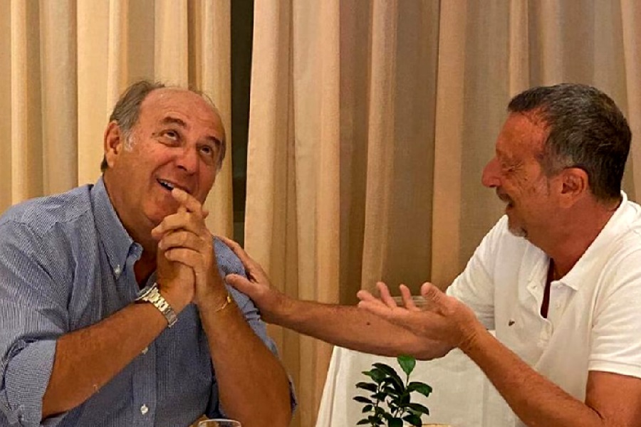 Sanremo 2024: Gerry Scotti non salirà sul palco dell’Ariston? I dettagli e la conferma!
