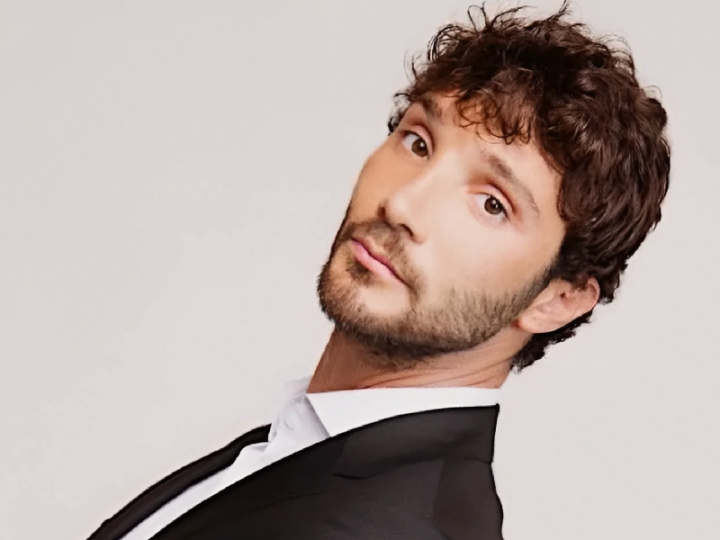 Stefano De Martino esce con una donna: una cena romantica e una notte trascorsa insieme!