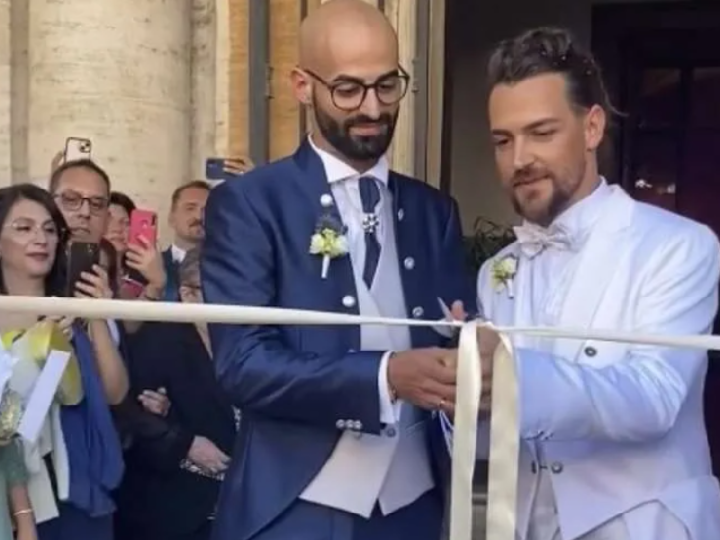 Valerio Scanu: l’amatissimo cantante convola a nozze con l’affascinante Luigi Calcara