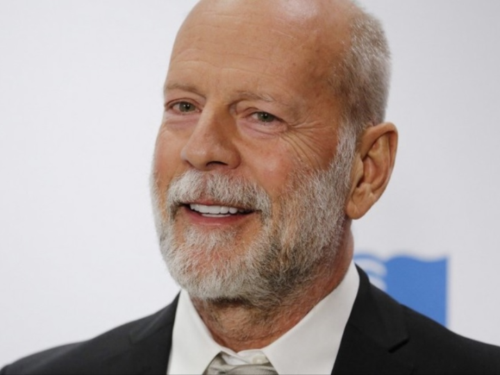 Bruce Willis preoccupa i fan con il suo deterioramento fisico: “Sembra che abbia perso la gioia di vivere!”
