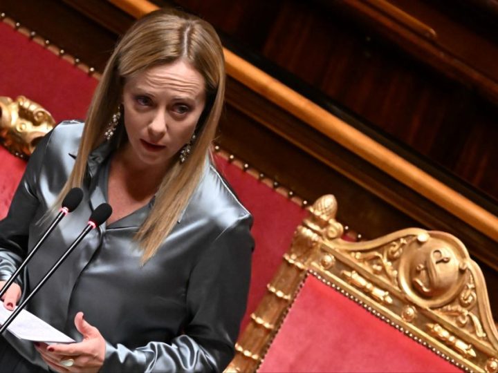 Giorgia Meloni segregata in casa con la figlia. Ecco le prime indiscrezioni dopo la rottura con Giambruno!