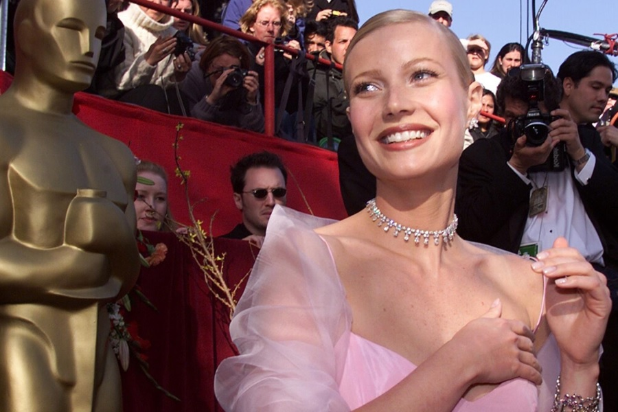 Gwyneth Paltrow rivela il suo stravagante e sorprendente utilizzo dell’iconico Oscar!