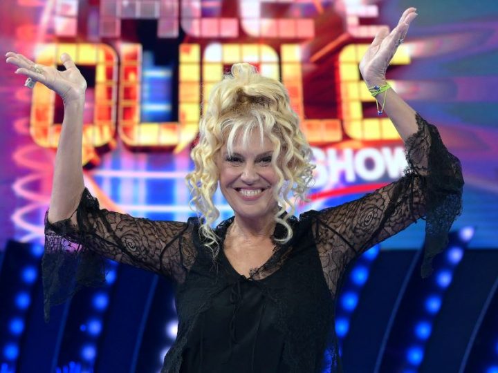 Maria Teresa Ruta ospite a “La volta buona”, parla delle donne e del ruolo genitoriale. Ecco le sue parole shock!