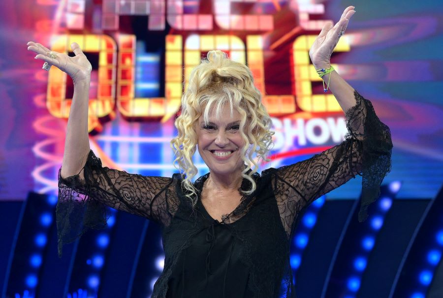 Maria Teresa Ruta ospite a “La volta buona”, parla delle donne e del ruolo genitoriale. Ecco le sue parole shock!