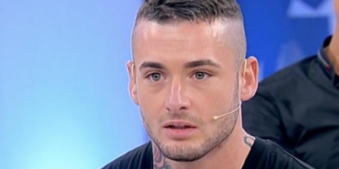 Scoop imperdibile: Matteo Ranieri catturato in momenti intimi con questa famosa dama del trono over di Uomini e Donne. Le foto che nessuno si aspettava di vedere!