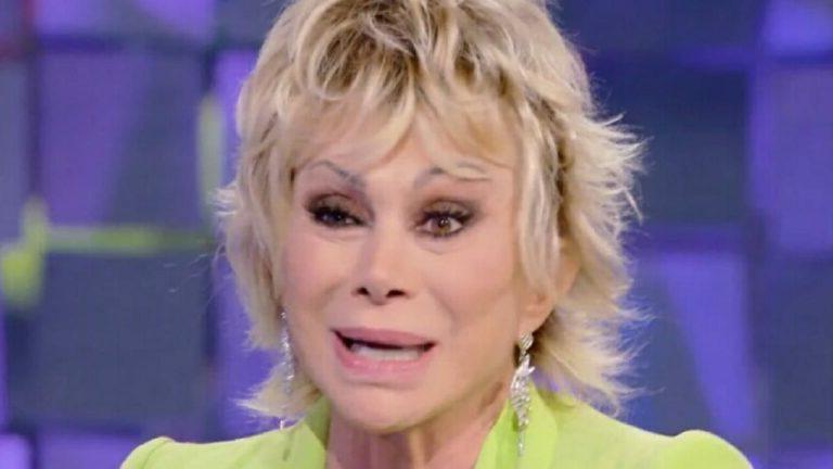 Carmen Russo spezza il cuore di milioni di fan: la sua relazione al capolinea?