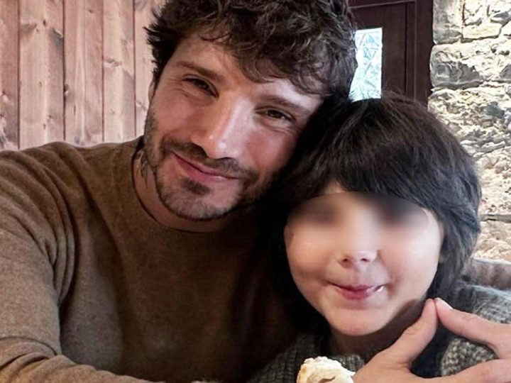 Scoop: Stefano De Martino catturato in un abbraccio misterioso! Ritorno di fiamma con Emma Marrone?