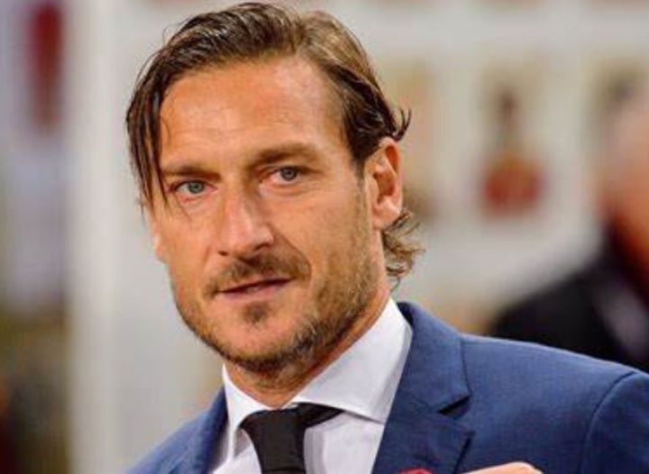 Francesco Totti lancia una frecciatina a Ilary Blasi dopo l’uscita del suo attesissimo libro. Ecco le sue parole!